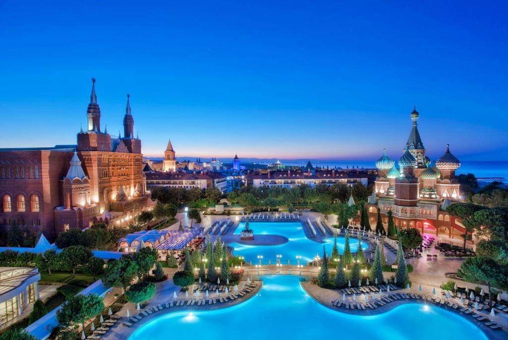 هتل آستریا کرملین پالاس Asteria Kremlin Palace  آنتالیا